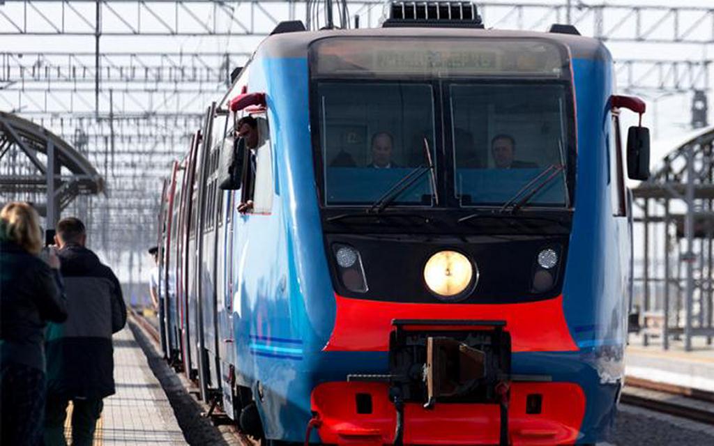 Собственные железнодорожники не позволяют крымчанам прорвать транспортную блокаду